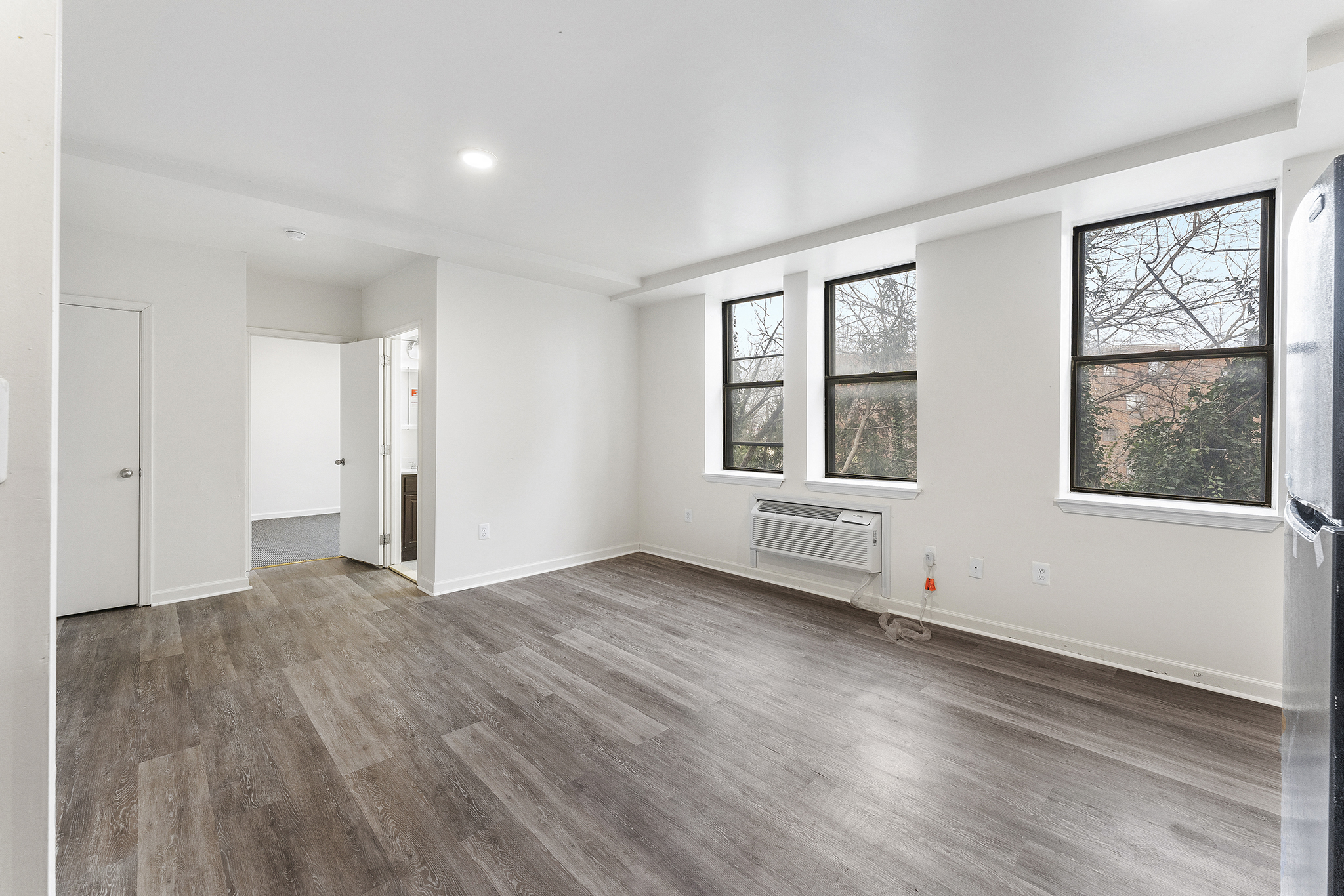 Photos and Video of Haverford Apartments in Philadelphia, PA